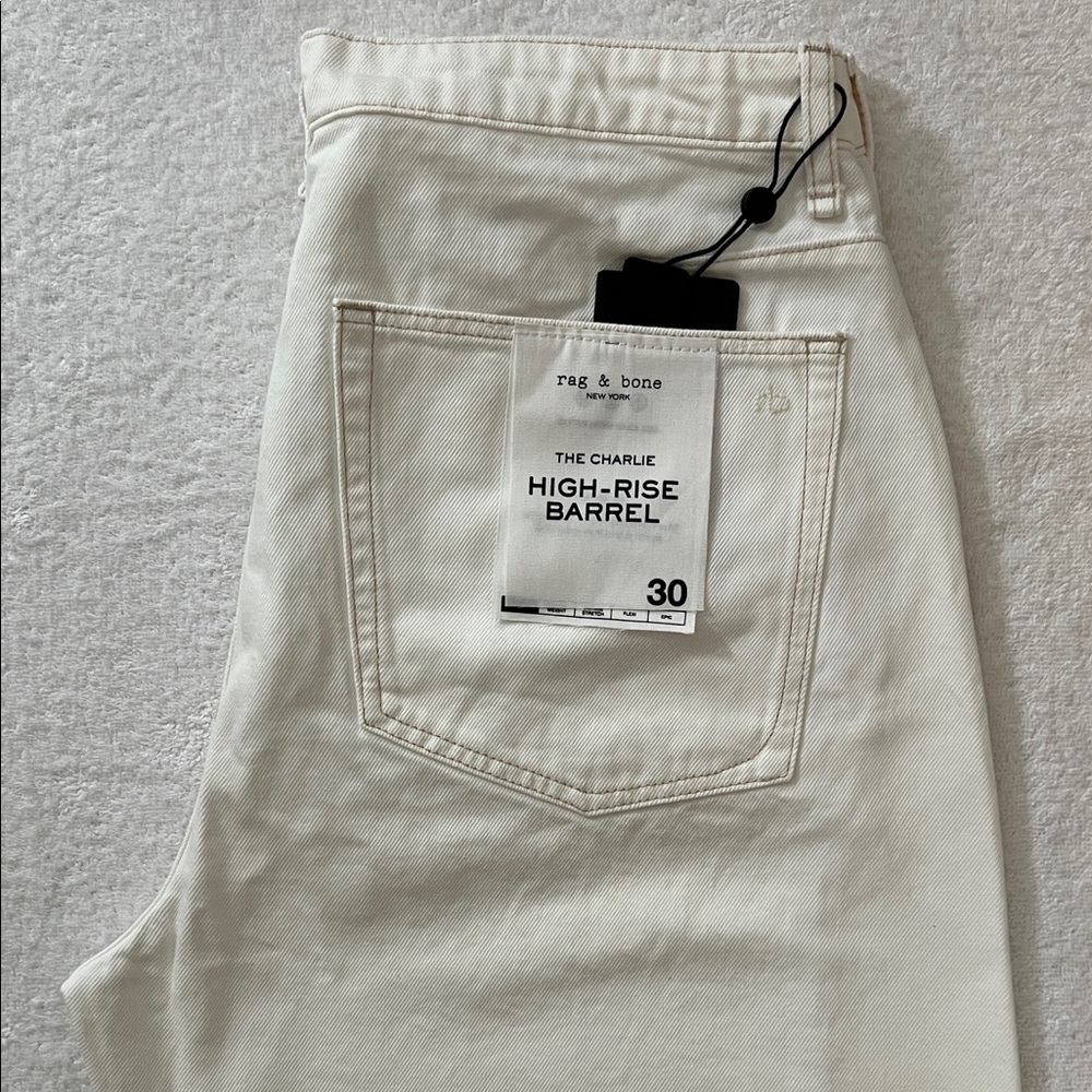 rag & bone The Charlie Women’s High-Rise Barrel Jeans, Off-White, 30